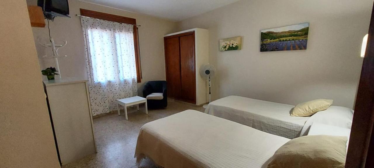 Hotel Maeva ,1 Star B&B Lloret de Mar Bagian luar foto