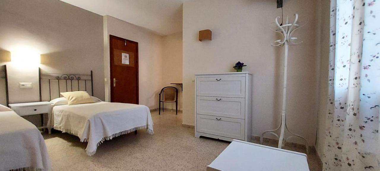 Hotel Maeva ,1 Star B&B Lloret de Mar Bagian luar foto